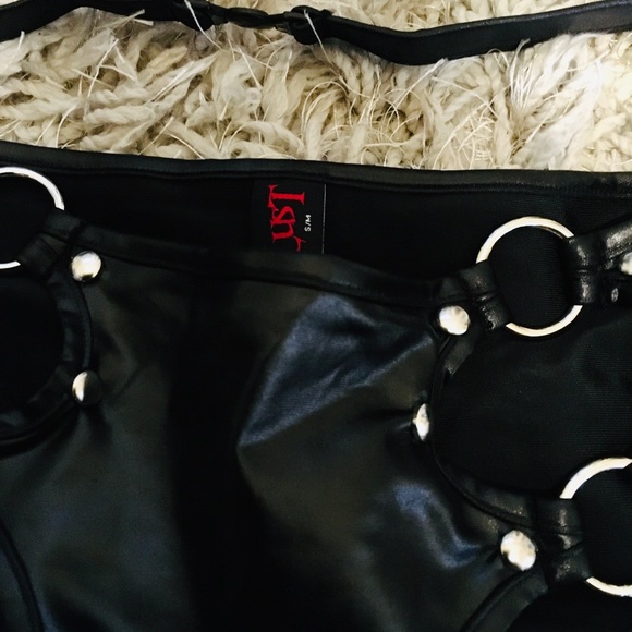 Bikini set - Picture 3 of 3